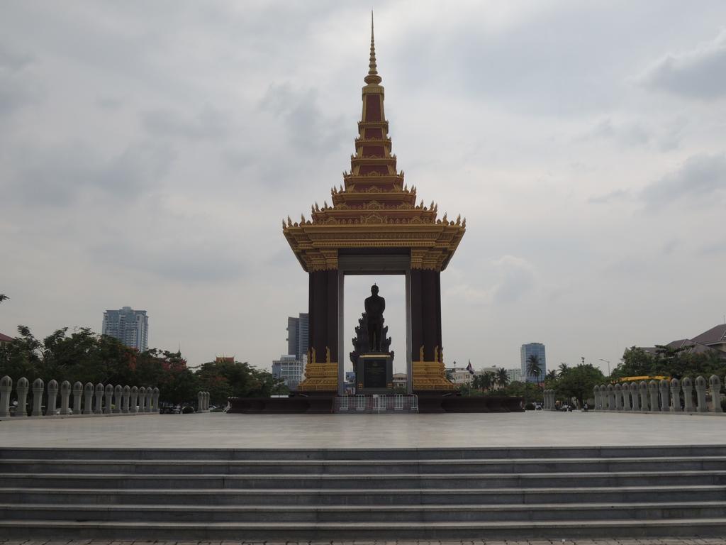 Discovery Hotel Phnom Penh Eksteriør bilde