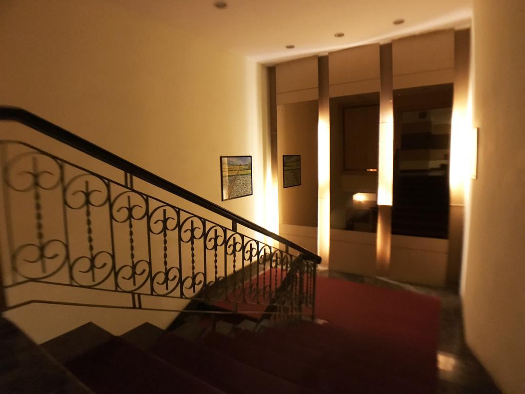 Discovery Hotel Phnom Penh Eksteriør bilde
